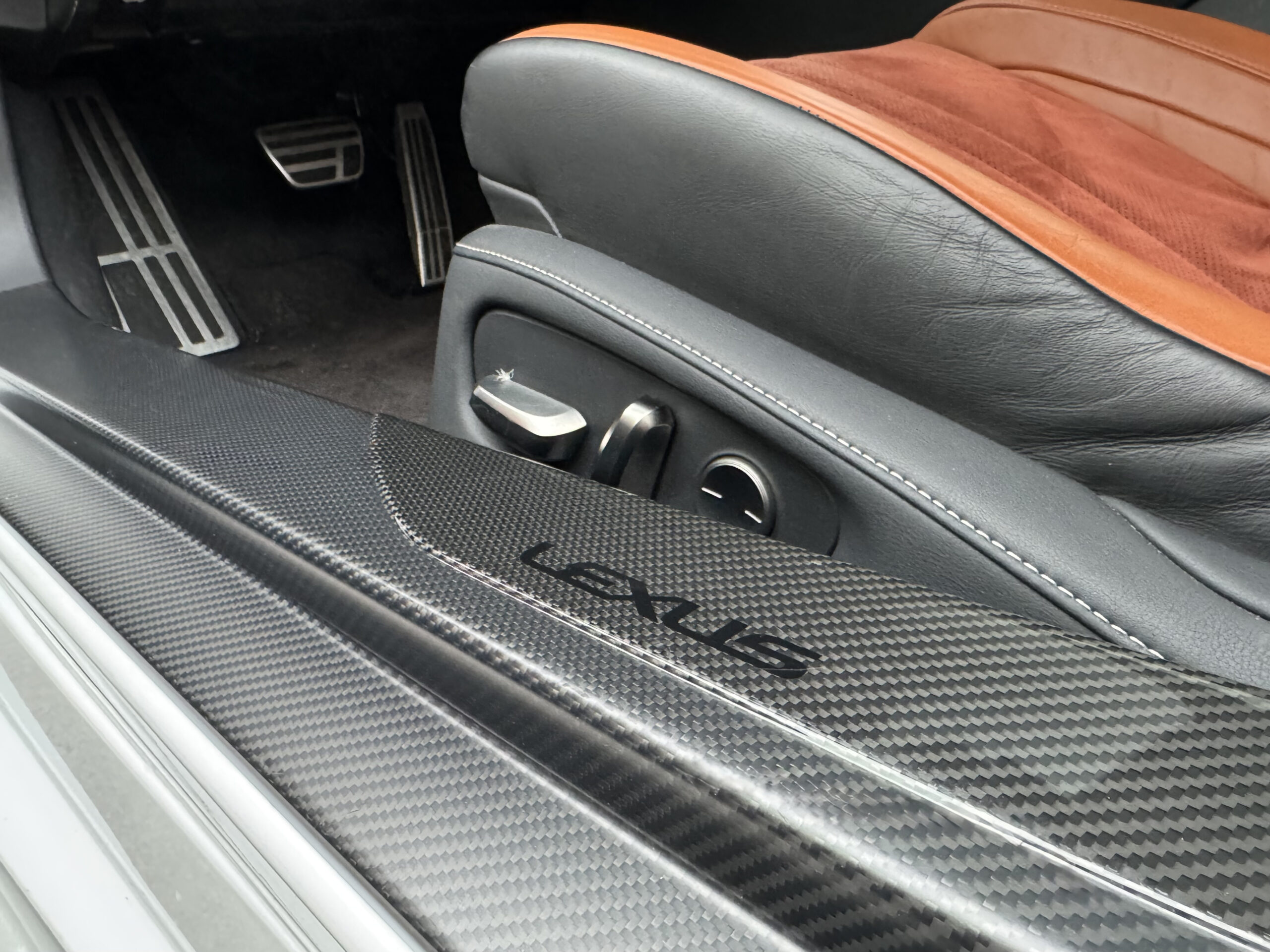 LEXUS LC 500 CARBON PERFORMANCE PACKAGE